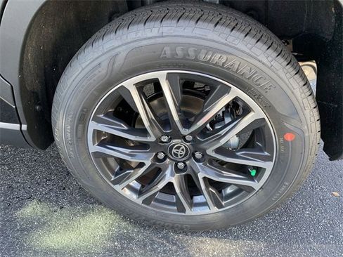 New 2026 Toyota Corolla Cross XLE image 35