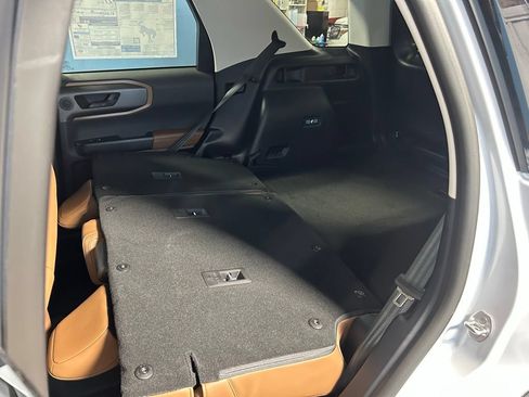 New 2026 Ford Bronco Sport Outer Banks w/ Outer Banks Tech Package+ AWD/4WD image 37