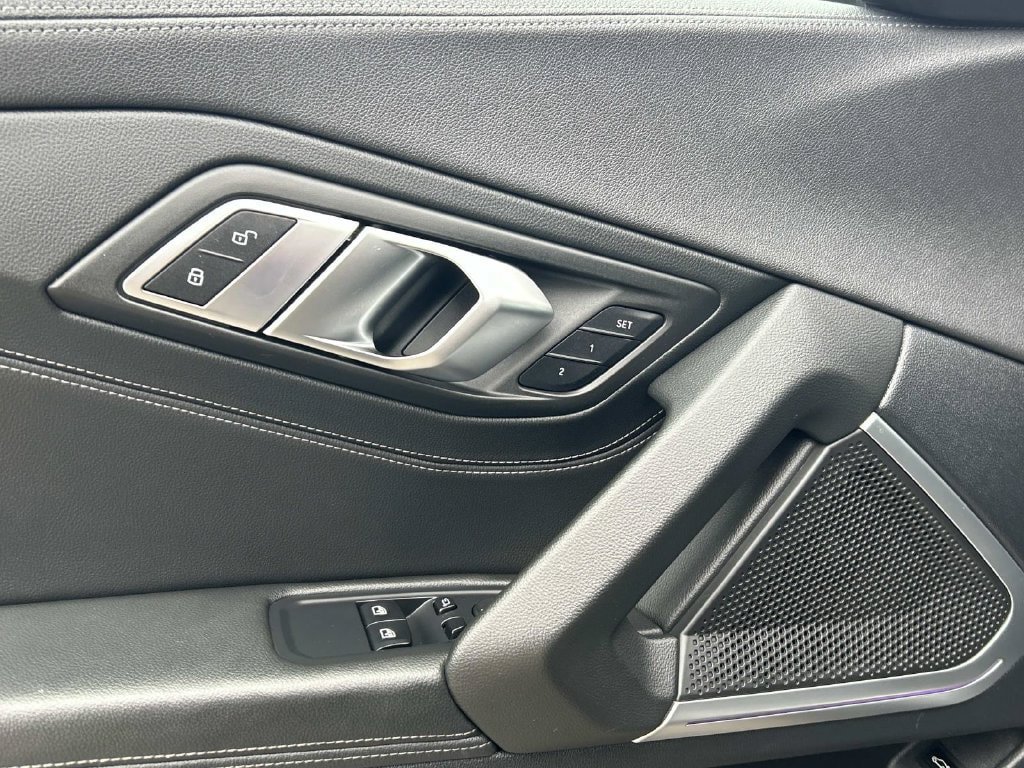 Used 2019 BMW Z4 sDrive30i w/ M Sport Package RWD image 14