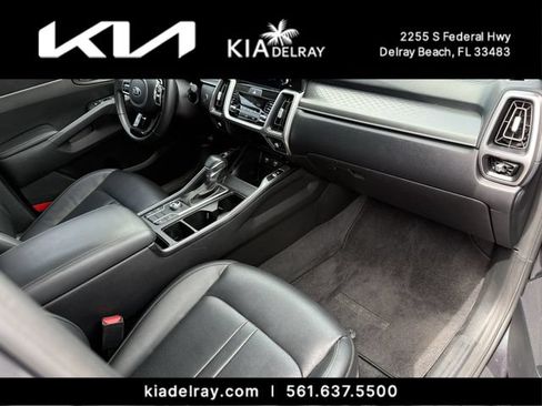 Certified 2021 Kia Sorento S w/ Panoramic Sunroof Package FWD image 10