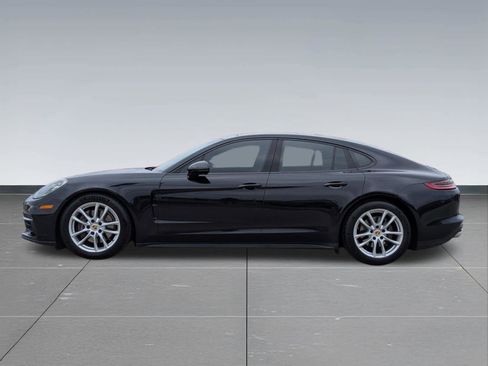 Used 2017 Porsche Panamera 4 image 2