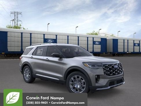 New 2026 Ford Explorer Platinum AWD/4WD image 1