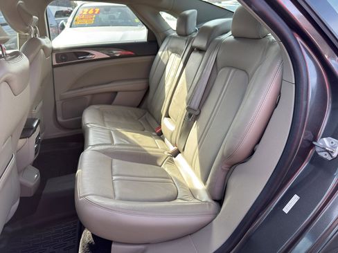 Used 2018 Lincoln MKZ Reserve image 12