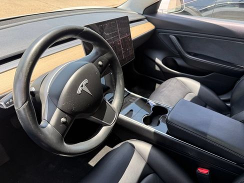 Used 2019 Tesla Model 3 Standard Range Plus RWD image 17