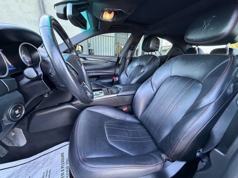 Used 2016 Maserati Ghibli RWD image 11