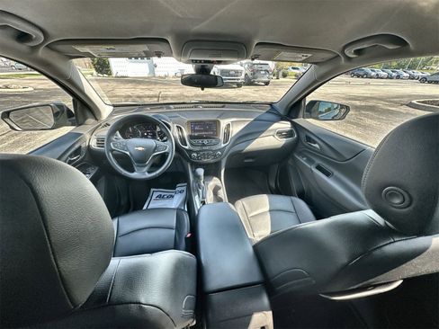 Used 2022 Chevrolet Equinox LT image 19