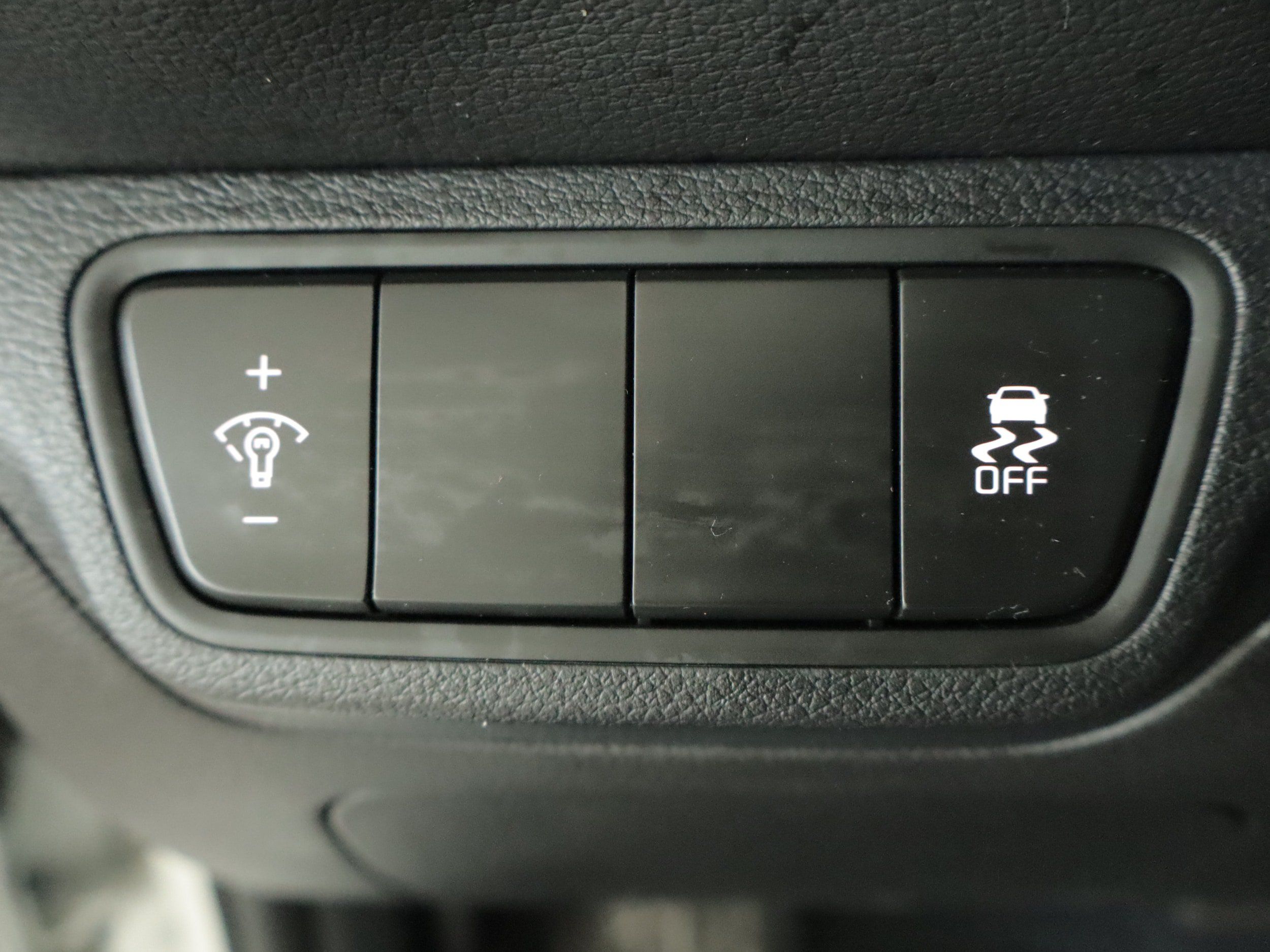 Used 2023 Kia Forte LXS FWD image 14