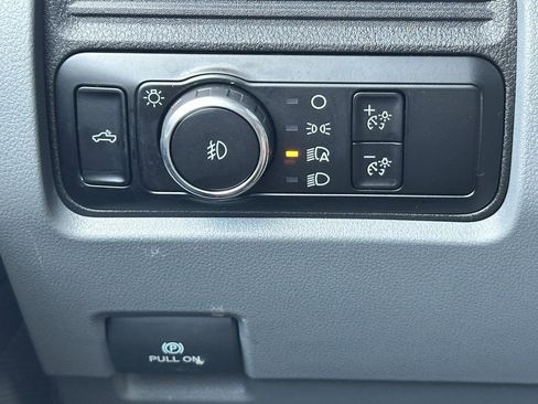 Used 2025 Ford F250 XLT image 15