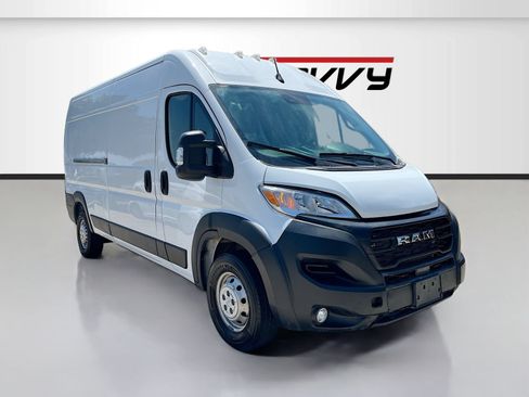 Used 2024 RAM ProMaster 2500 w/ Convenience Group FWD image 1
