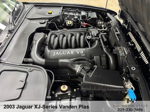 Used 2003 Jaguar XJ8 L RWD image 37