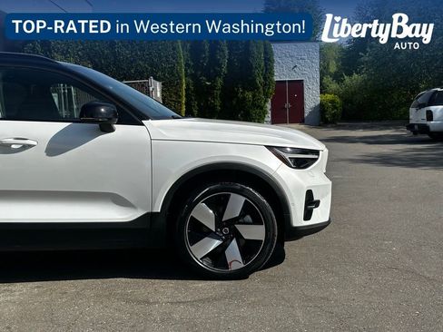 Used 2023 Volvo XC40 Recharge Ultimate w/ Protection Package Premier AWD/4WD image 3