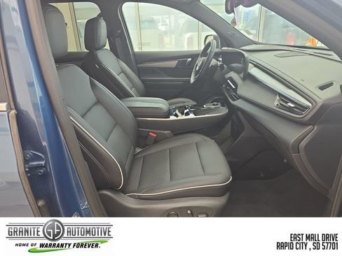 Used 2026 Buick Enclave Preferred FWD image 39