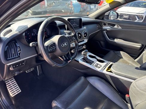 Used 2018 Kia Stinger GT image 22