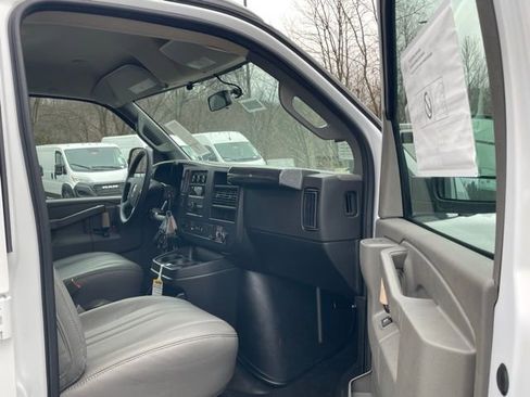New 2025 Chevrolet Express 2500 w/ Driver Convenience Package image 27