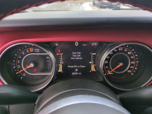 Certified 2023 Jeep Gladiator Rubicon w/ Cold Weather Group image 33