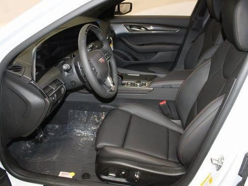 New 2026 Cadillac CT5 V AWD/4WD image 6