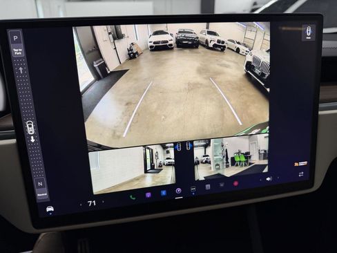 Used 2023 Tesla Model X AWD/4WD image 11