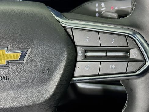 Used 2026 Chevrolet Equinox LT FWD image 14