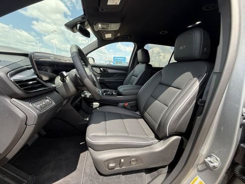 New 2026 Buick Enclave Sport Touring FWD image 17
