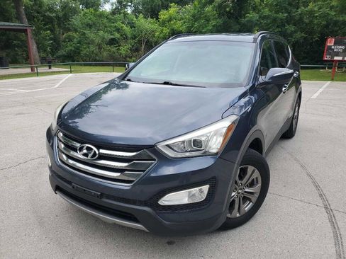 Used 2013 Hyundai Santa Fe Sport FWD image 2