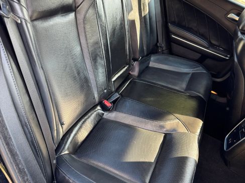 Used 2022 Dodge Charger SXT w/ Plus Group image 17