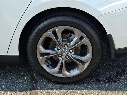 Certified 2024 Honda Accord EX image 8