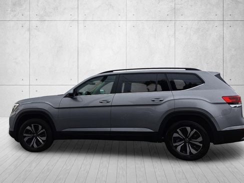Used 2026 Volkswagen Atlas SE FWD image 8