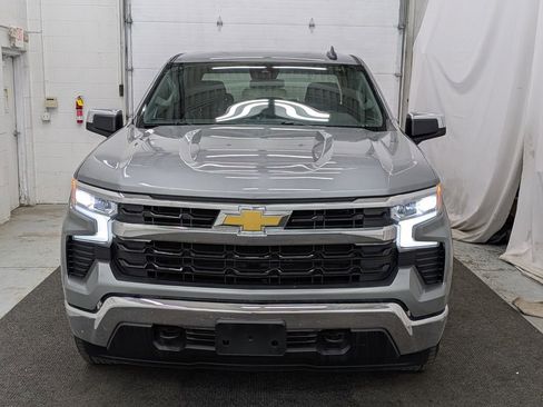 Used 2023 Chevrolet Silverado 1500 LT AWD/4WD image 14