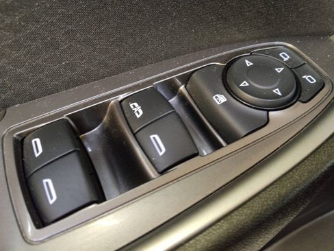 Used 2023 Chevrolet Malibu LT image 27