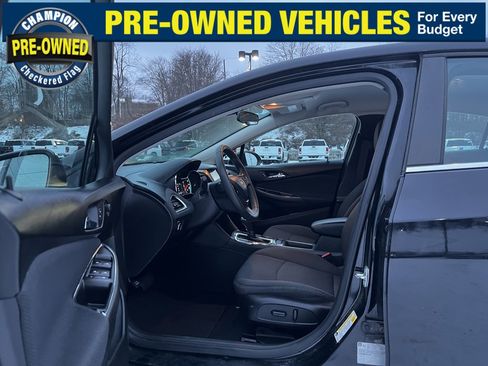 Used 2016 Chevrolet Cruze LT w/ Convenience Package image 19