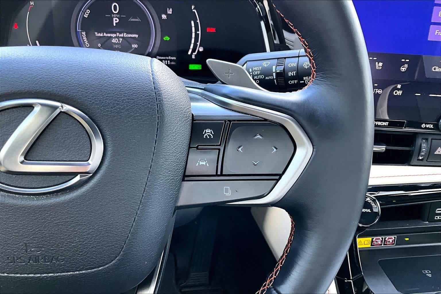 Used 2024 Lexus NX 350h AWD image 23