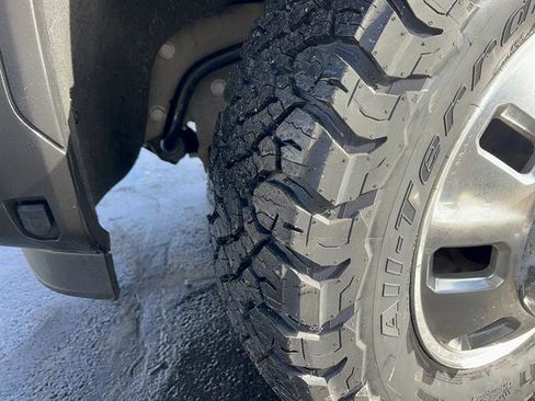 Used 2024 GMC Sierra 3500 Denali image 11