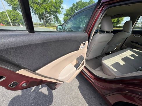 Used 2012 Honda Civic LX image 20