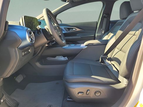 New 2026 Chevrolet Equinox EV LT image 6