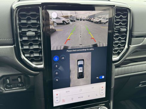 Used 2024 Ford Ranger Lariat w/ FX4 Off-Road Package image 25