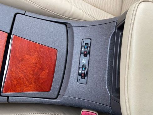 Used 2011 Lexus ES 350 image 17