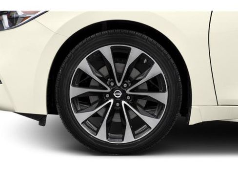 Used 2018 Nissan Maxima SR w/ Midnight Edition image 14