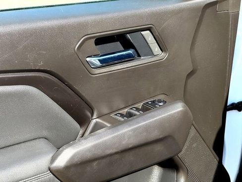 Used 2025 GMC Canyon Elevation w/ Convenience Package image 9