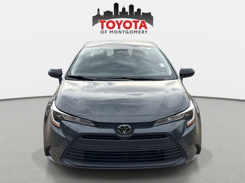 Used 2024 Toyota Corolla LE image 8