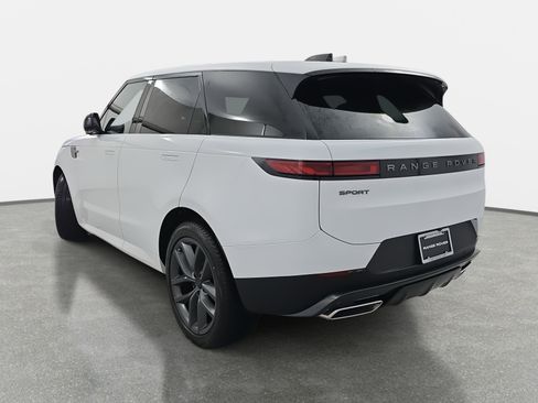New 2026 Land Rover Range Rover Sport SE image 7