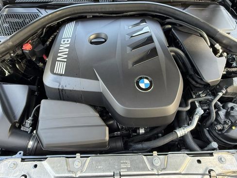 Used 2025 BMW 330i Sedan w/ Convenience Package image 32