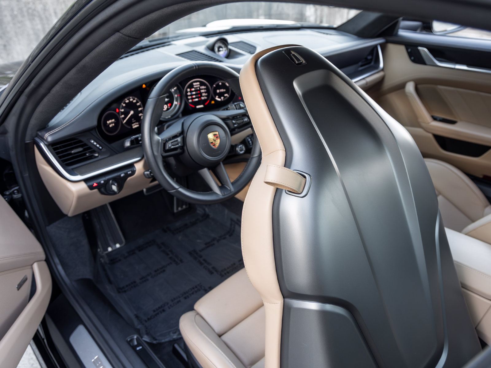 Certified 2023 Porsche 911 Turbo S AWD/4WD image 52