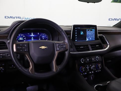 Used 2023 Chevrolet Tahoe High Country AWD/4WD image 17