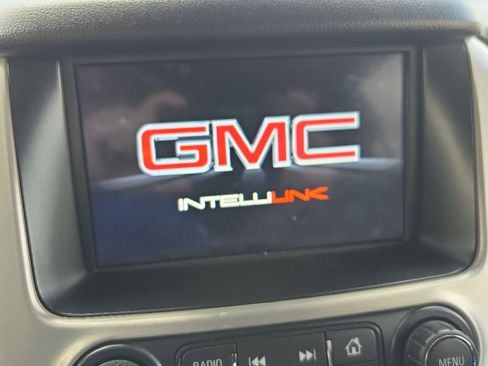 Used 2020 GMC Yukon SLT AWD/4WD image 18