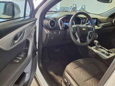 Used 2022 Chevrolet Blazer LT FWD image 7