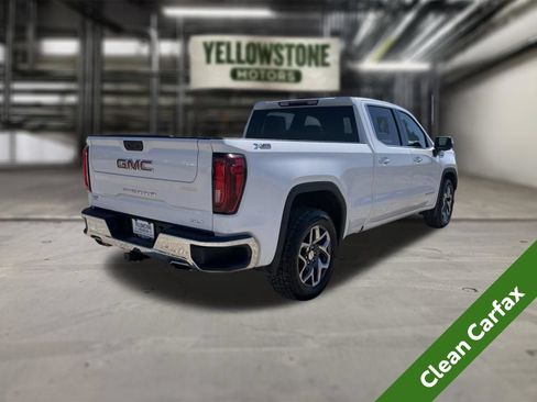 Used 2024 GMC Sierra 1500 SLT w/ SLT Convenience Package AWD/4WD image 4