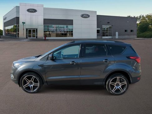 Used 2019 Ford Escape SEL image 7