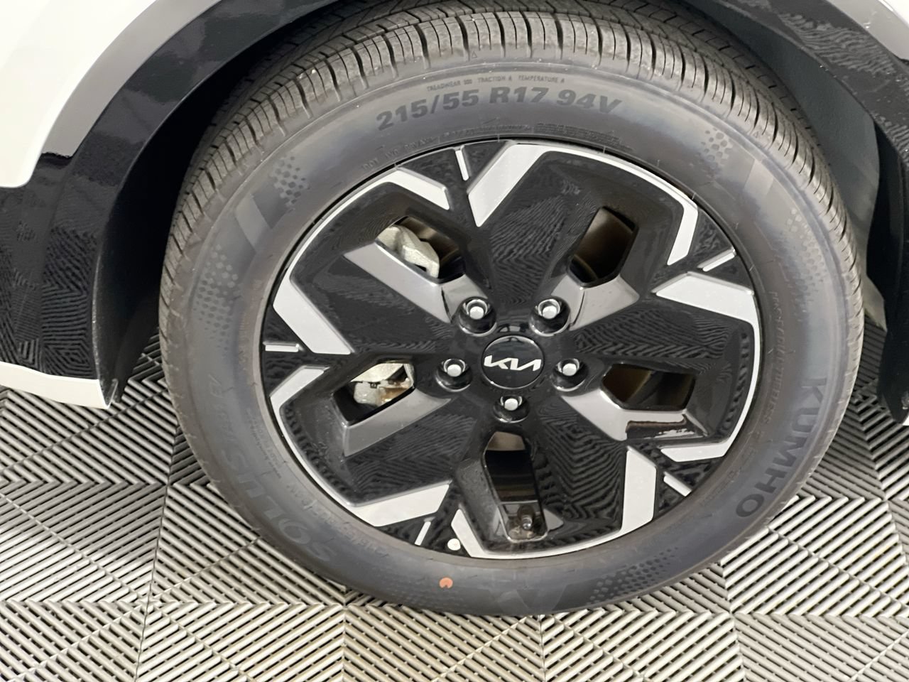 New 2026 Kia Niro Wind FWD image 11