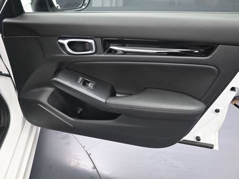 Used 2024 Honda Civic Touring image 35