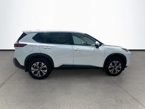 Used 2023 Nissan Rogue SV FWD image 8